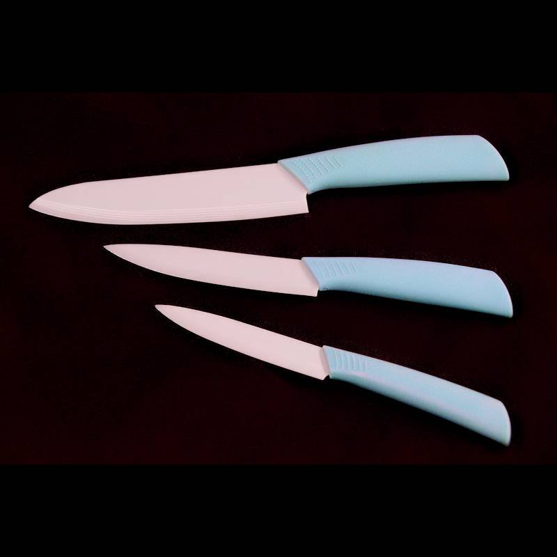 Keramikmesser Set aus Kochmesser, Allzweckmesser und Gemüsemesser mit weißer Klinge aus Zirkonoxid und blauem Kunststoff - Griff