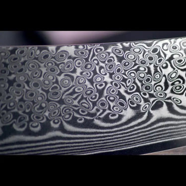 Detailansicht Butchermesser Klinge, VG10-Kern, 67 Lagen Damaststahl, hochwertige Schneide