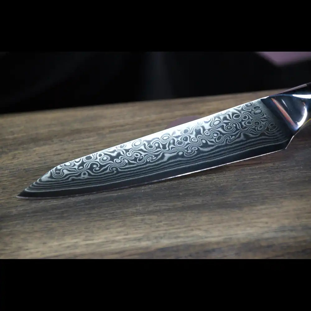 Damastmesserklinge eines Allzweckmessers mit 13 cm VG10-Stahl und 67 Lagen Damast für präzise, langlebige Schnitte