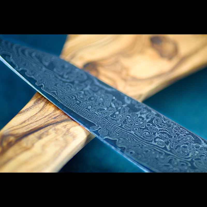 Edles Damast Küchenmesser mit scharfer Klinge und feinem Damastmuster – hochwertiges Schneidemesser und Messer für die Küche, elegantes Besteck, günstig erhältlich