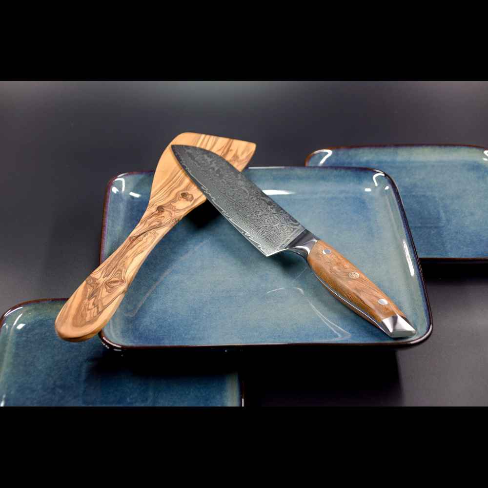 Japanisches Santokumesser aus Damast – vielseitiges Allzweckmesser, Schneidemesser und Küchenmesser mit Olivenholzgriff, edles Messer und Besteck für die Küche