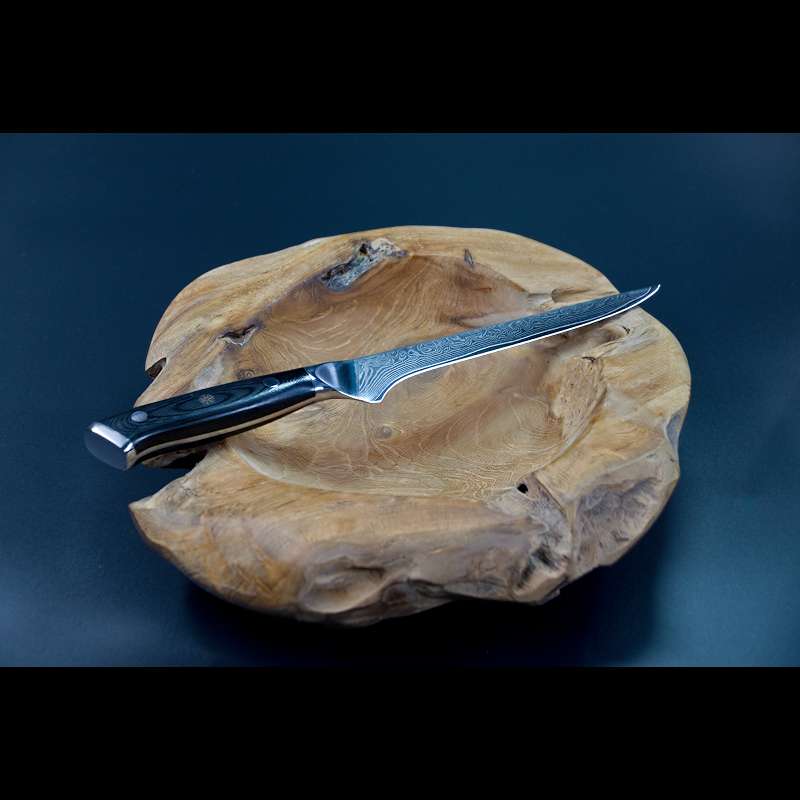 Günstiges Schneidemesser und Küchenmesser als Ausbeinmesser und Metzgermesser aus Damast, edles Küchenbesteck mit robustem G10-Messergriff