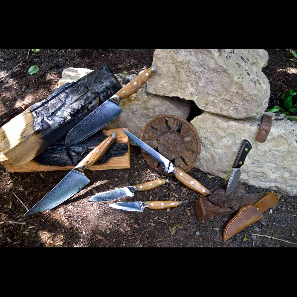 Schneidemesser und Küchenmesser aus Damaststahl mit Olivenholzgriff, hochwertiges Messer für die Küche, günstig und langlebig