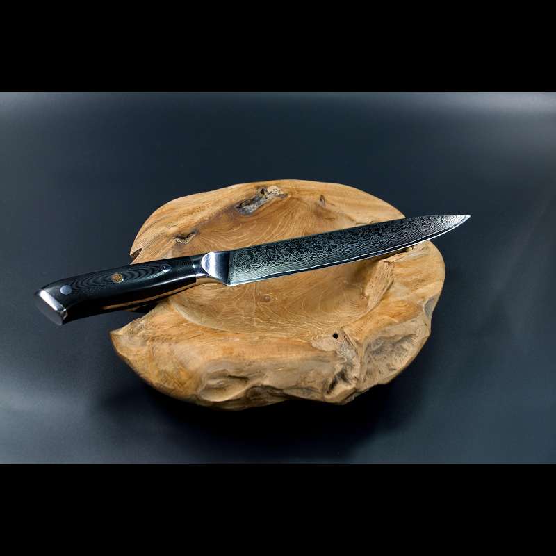 Günstiges Schneidemesser und Küchenmesser als Tranchiermesser und Universalmesser aus Damast, hochwertiges Küchenbesteck mit stabilem G10-Messergriff
