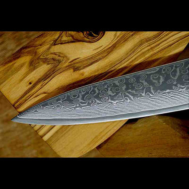 Hochwertiges Schneidemesser, Küchenmesser und Tranchiermesser als vielseitiges Universalmesser mit scharfer Klinge im Damast-Design – edles Messer und Besteck für die moderne Küche