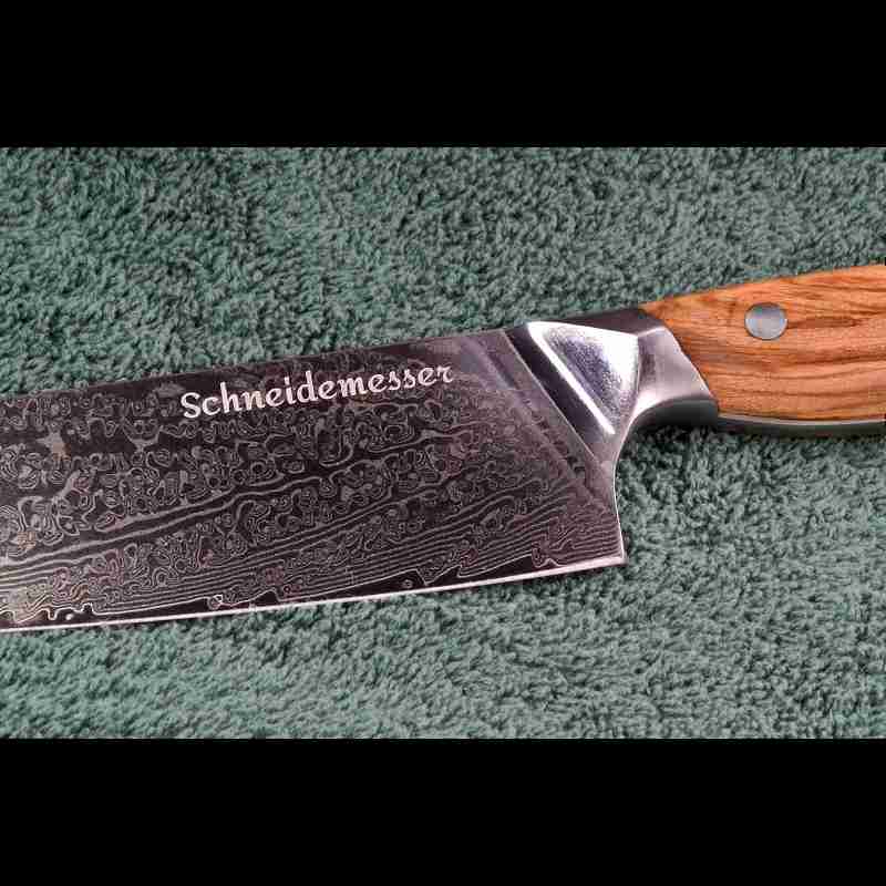 Detail der VG10 Damastklinge mit 67 lagen Damast vom SKeld™ - Schneidemesser - Santokumesser